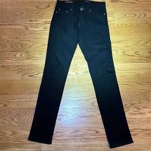 NWOT. Woman’s dark Redengine low rose skinny jeans. Size 27.